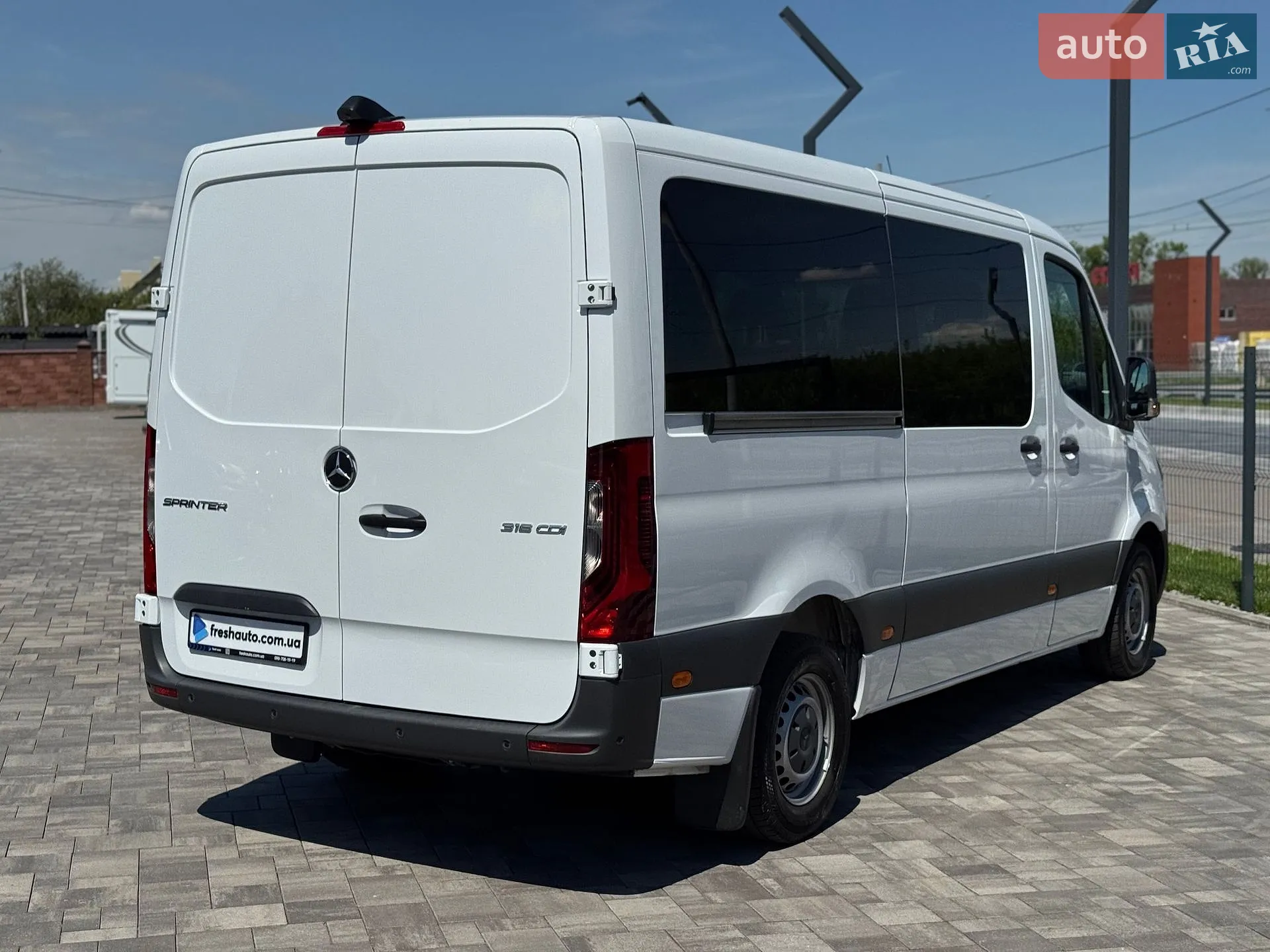 2018 Mercedes-Benz Sprinter - мініатюра 12
