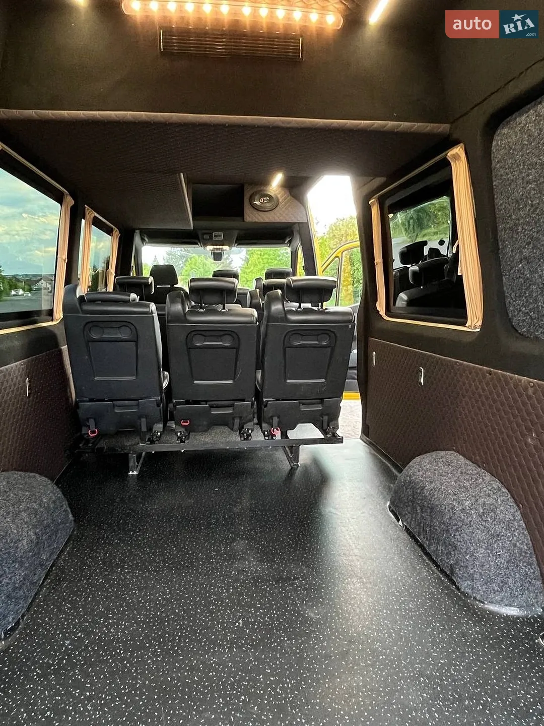 2019 Mercedes-Benz Sprinter - мініатюра 18