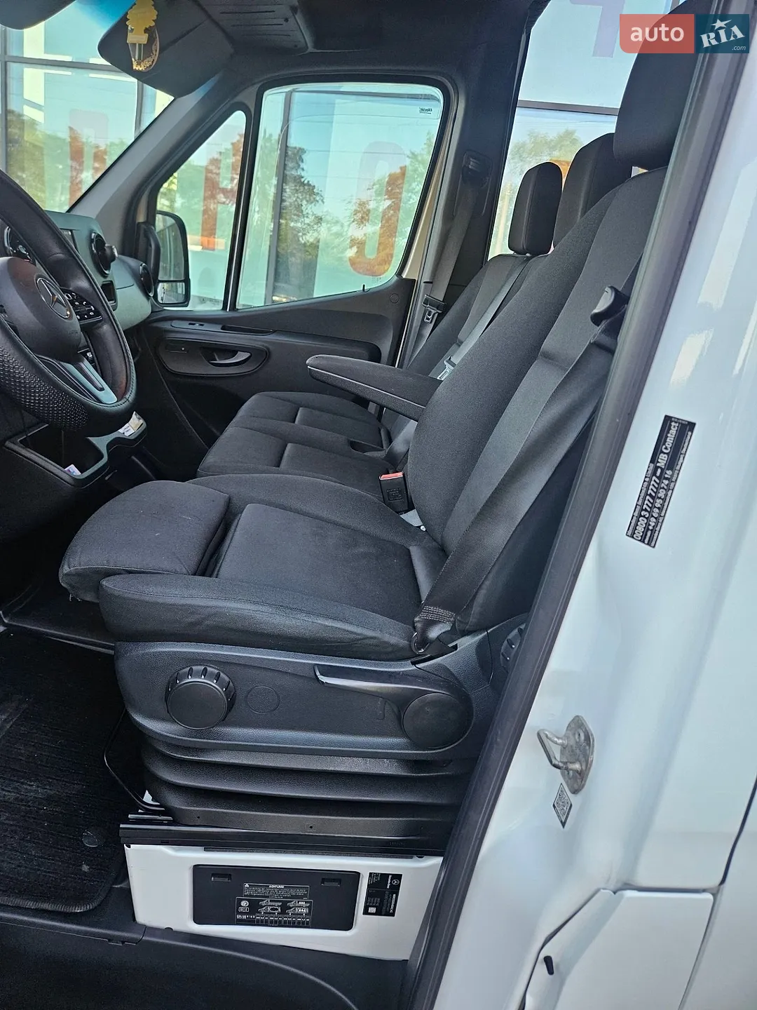 2020 Mercedes-Benz Sprinter - мініатюра 8