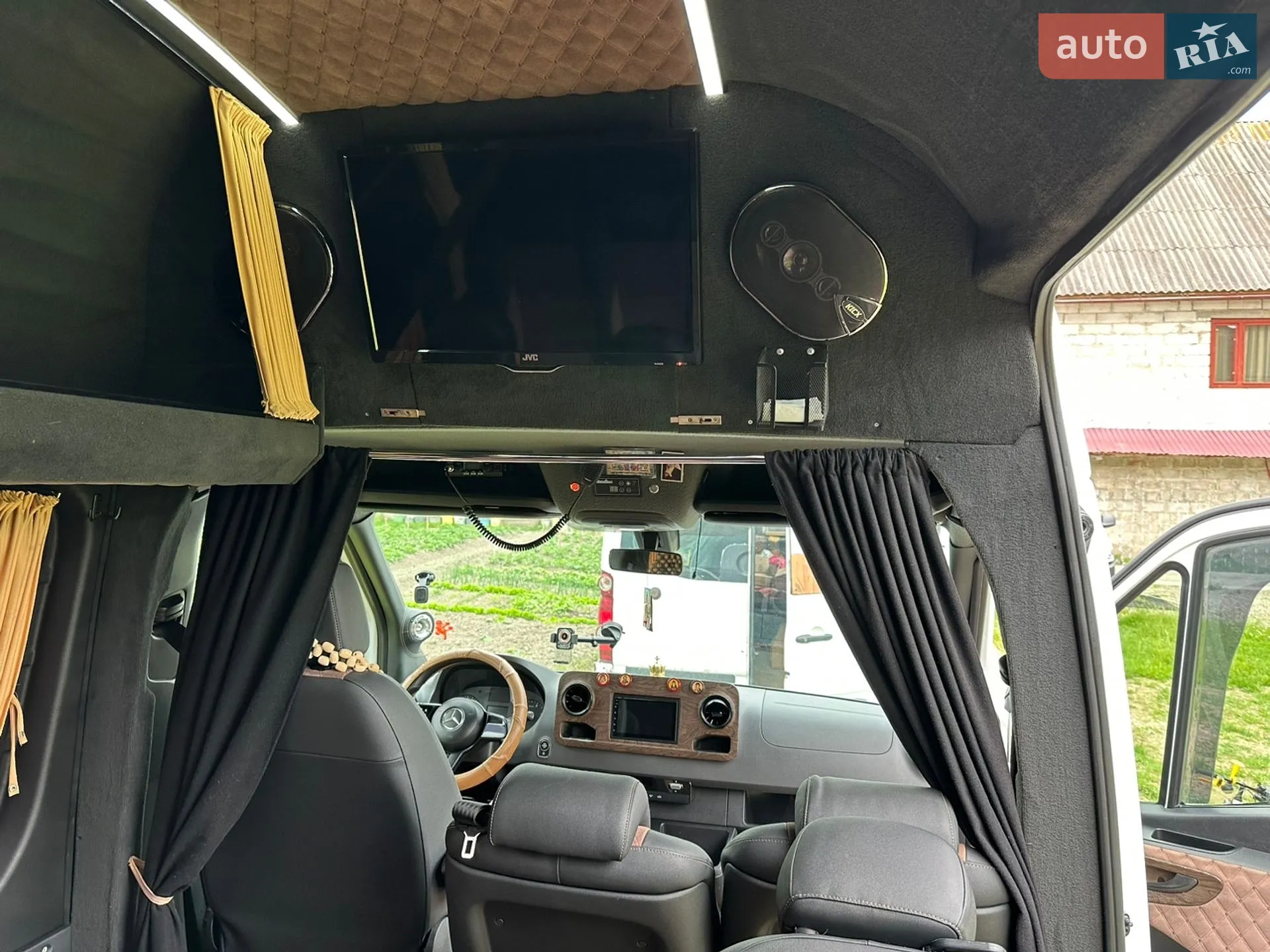 2019 Mercedes-Benz Sprinter - мініатюра 18