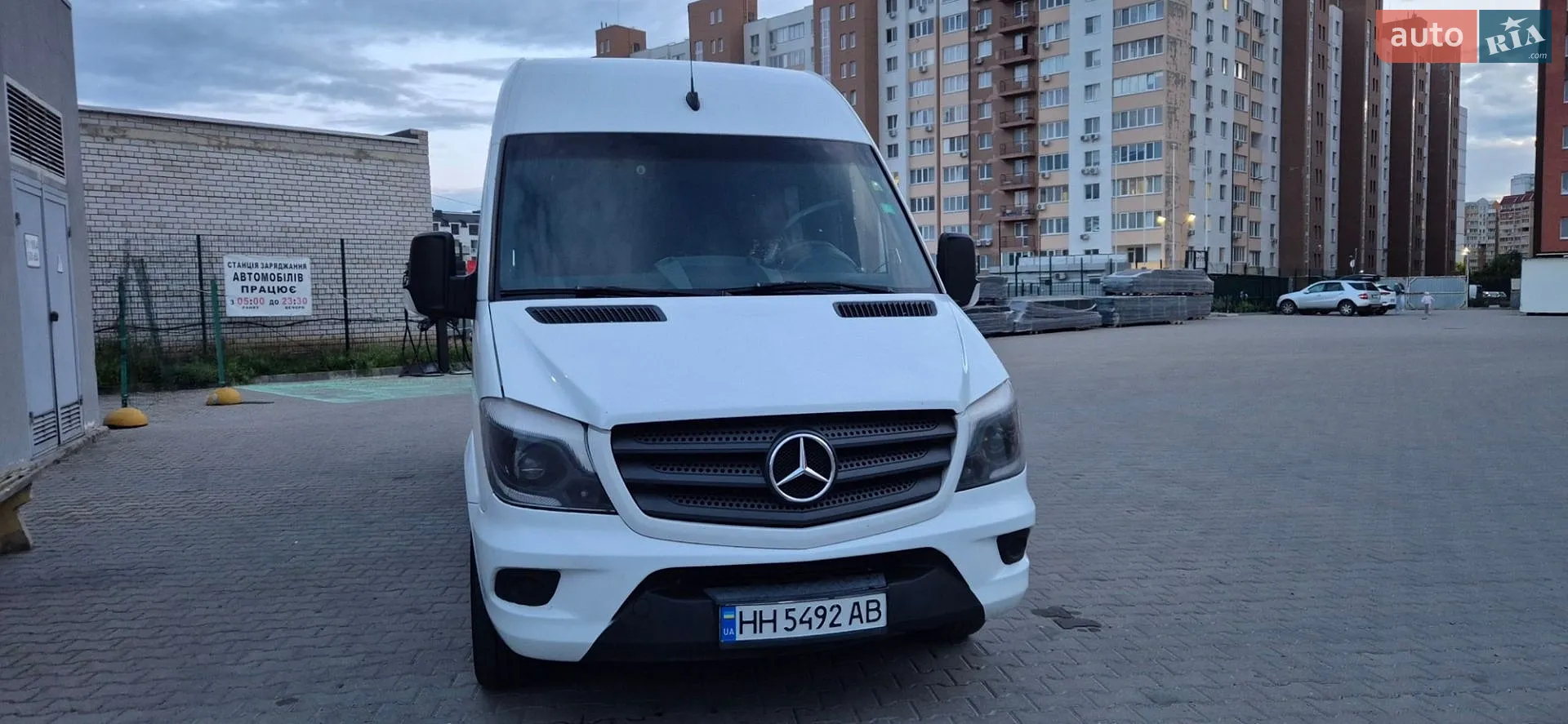 2015 Mercedes-Benz Sprinter - мініатюра 2