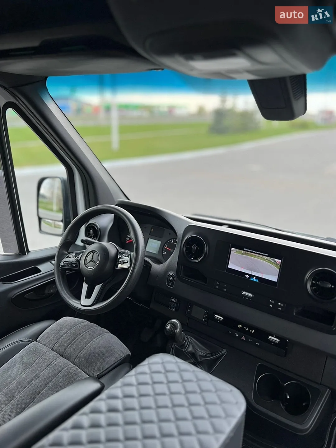 2019 Mercedes-Benz Sprinter - мініатюра 13