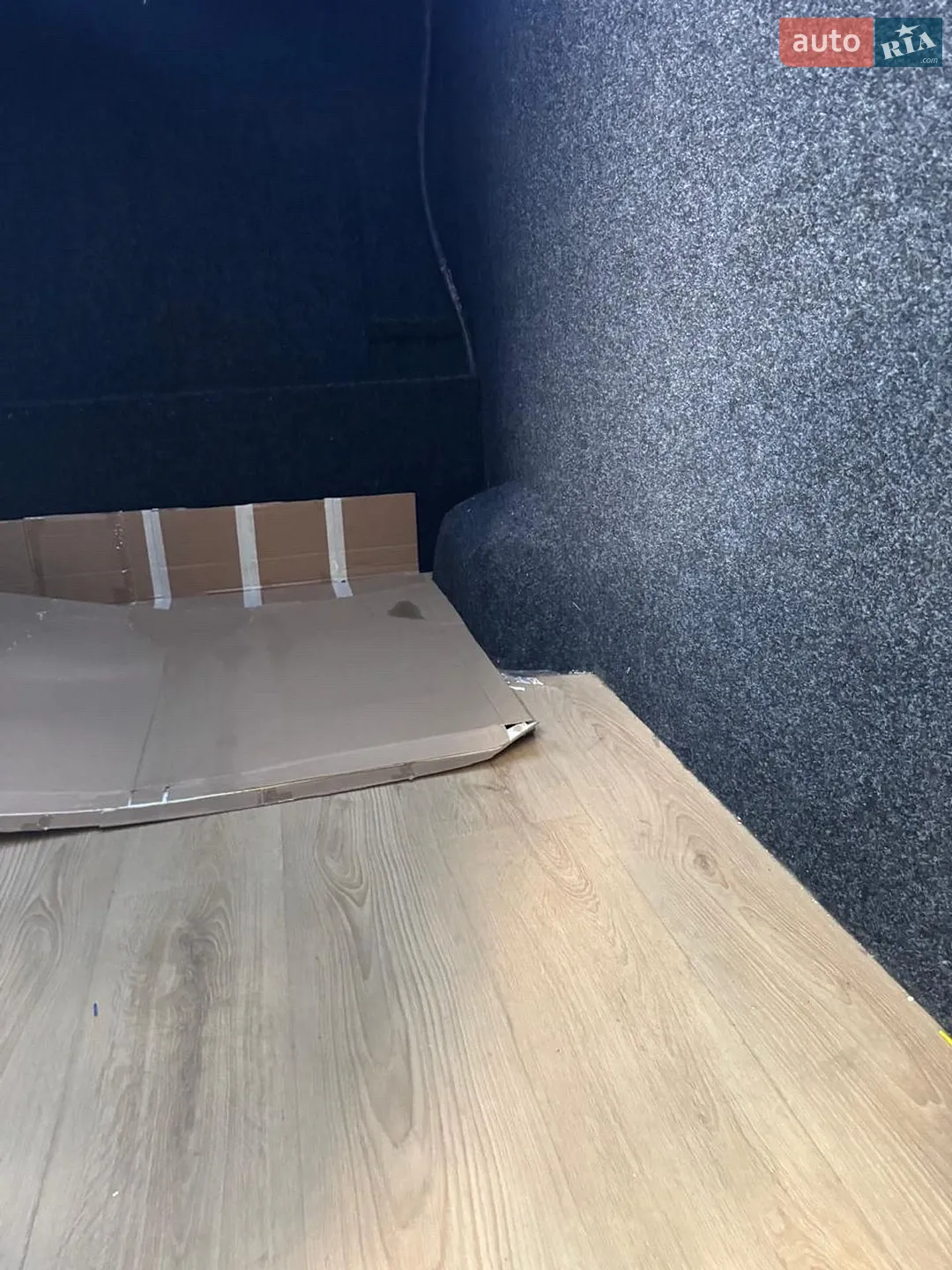 2020 Mercedes-Benz Sprinter - мініатюра 18