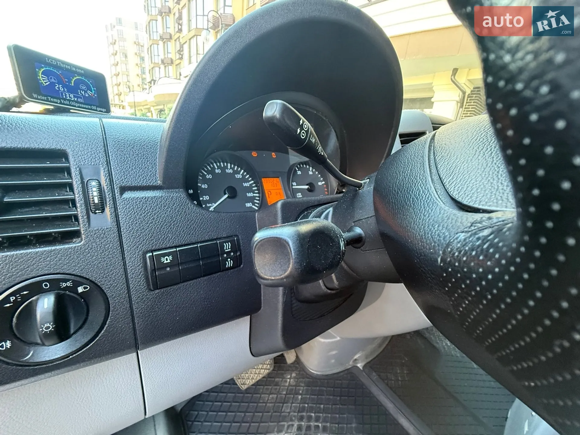 2015 Mercedes-Benz Sprinter - мініатюра 46
