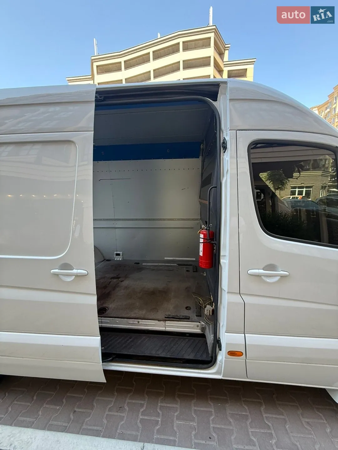 2015 Mercedes-Benz Sprinter - мініатюра 56