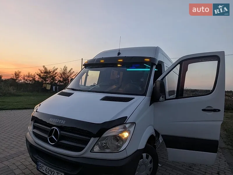 Mercedes-Benz Sprinter