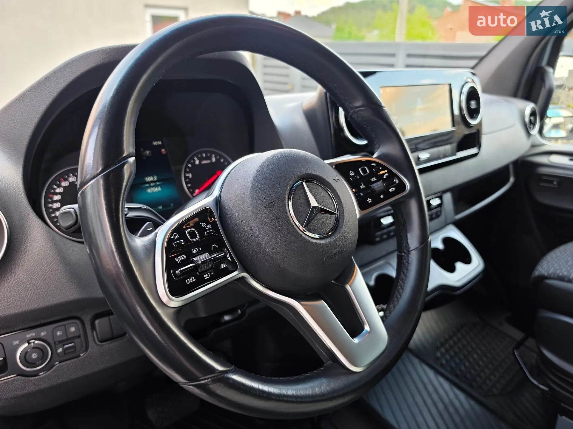 2024 Mercedes-Benz Sprinter - мініатюра 31