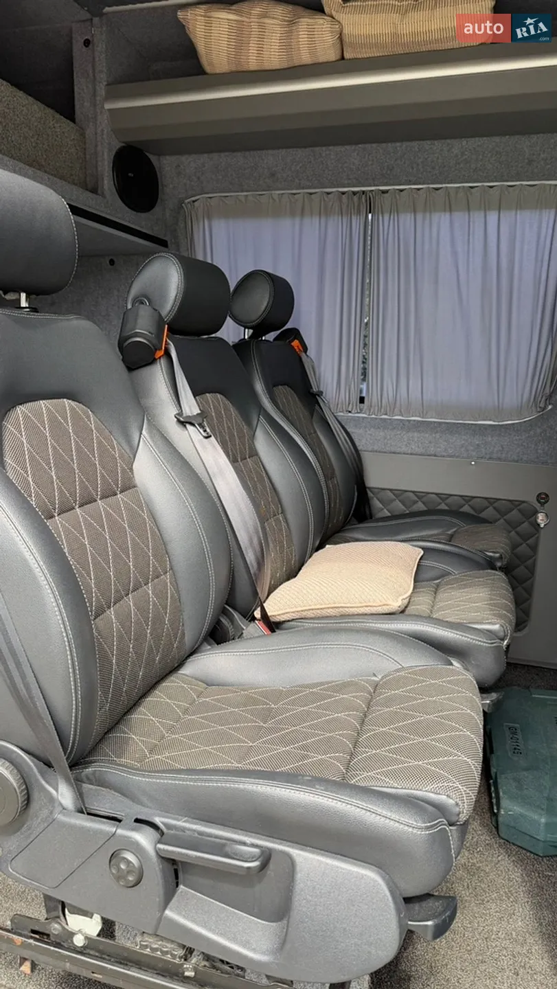 2013 Mercedes-Benz Sprinter - мініатюра 19