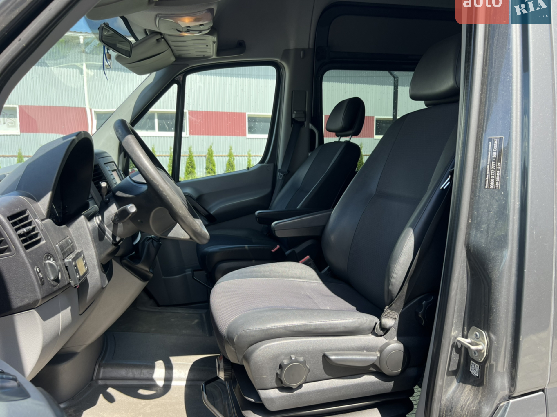 2015 Mercedes-Benz Sprinter - мініатюра 18