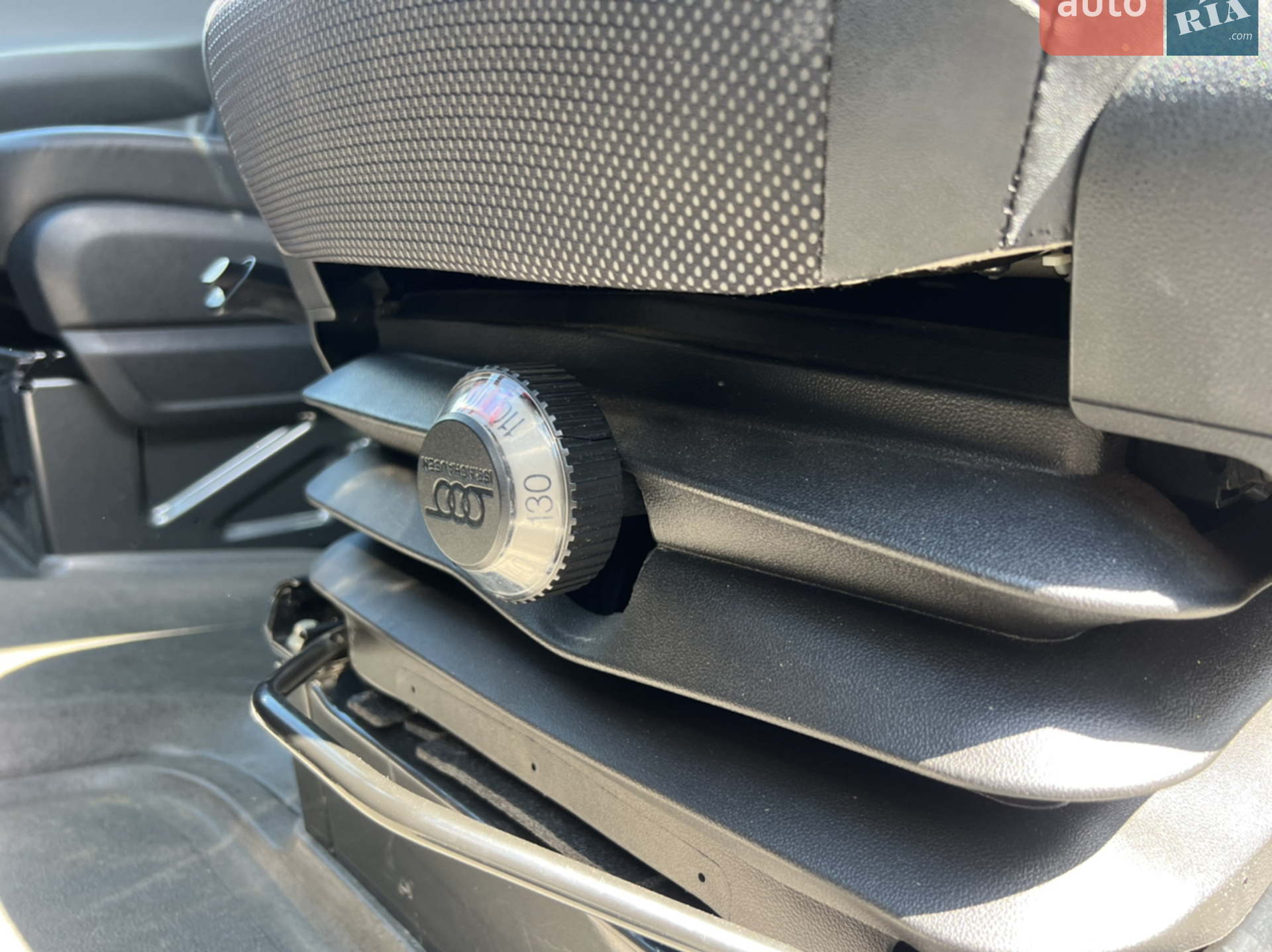 2015 Mercedes-Benz Sprinter - мініатюра 20