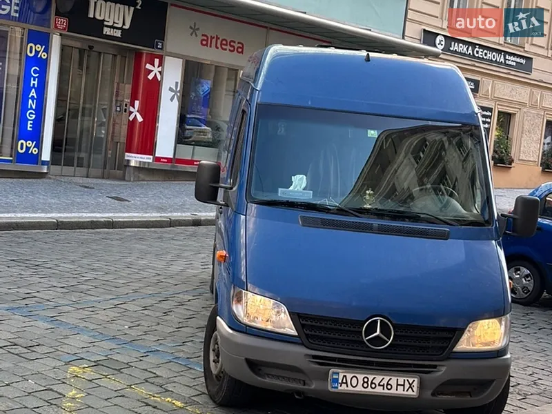 Mercedes-Benz Sprinter 2005