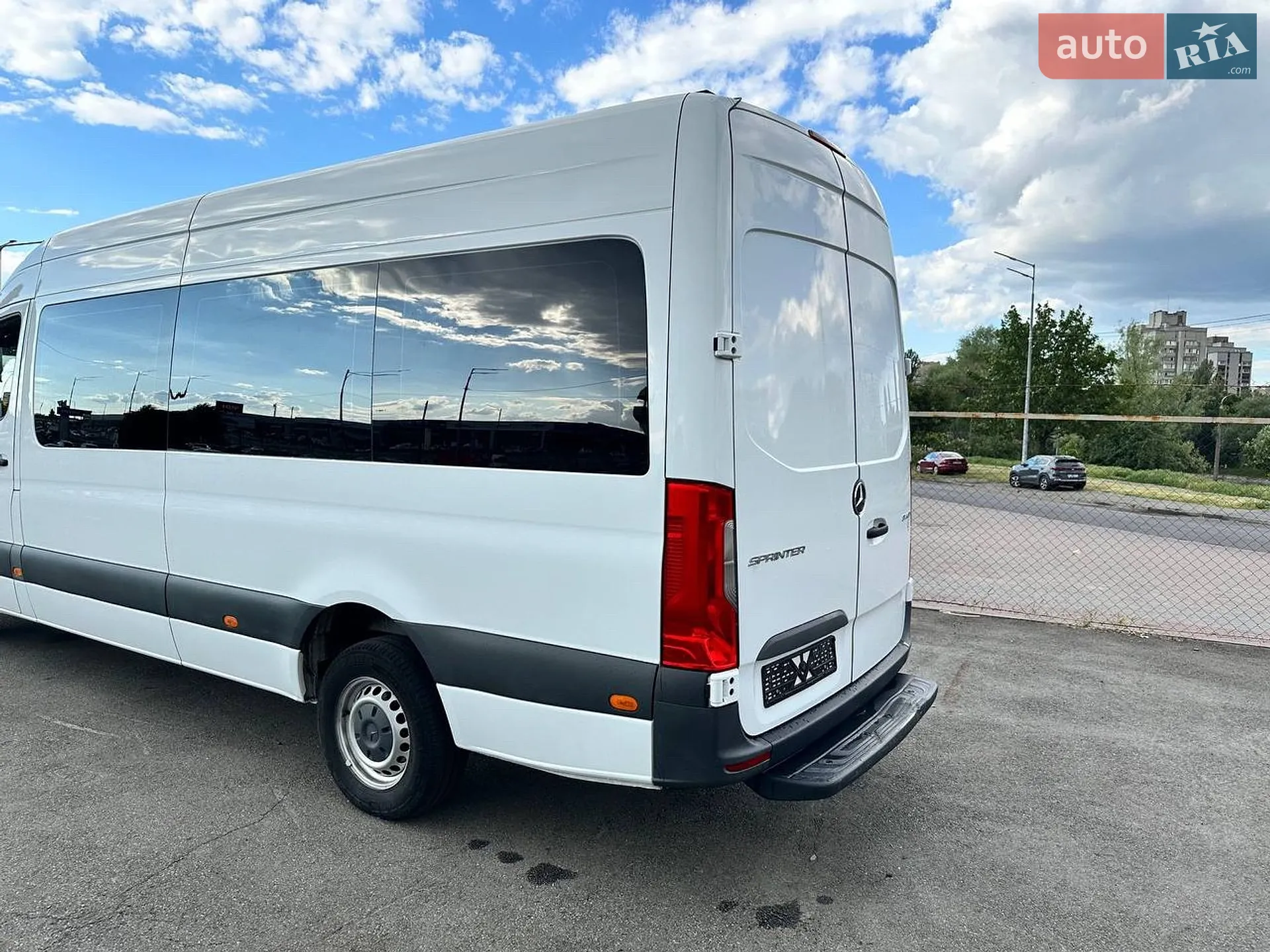 2020 Mercedes-Benz Sprinter - мініатюра 2
