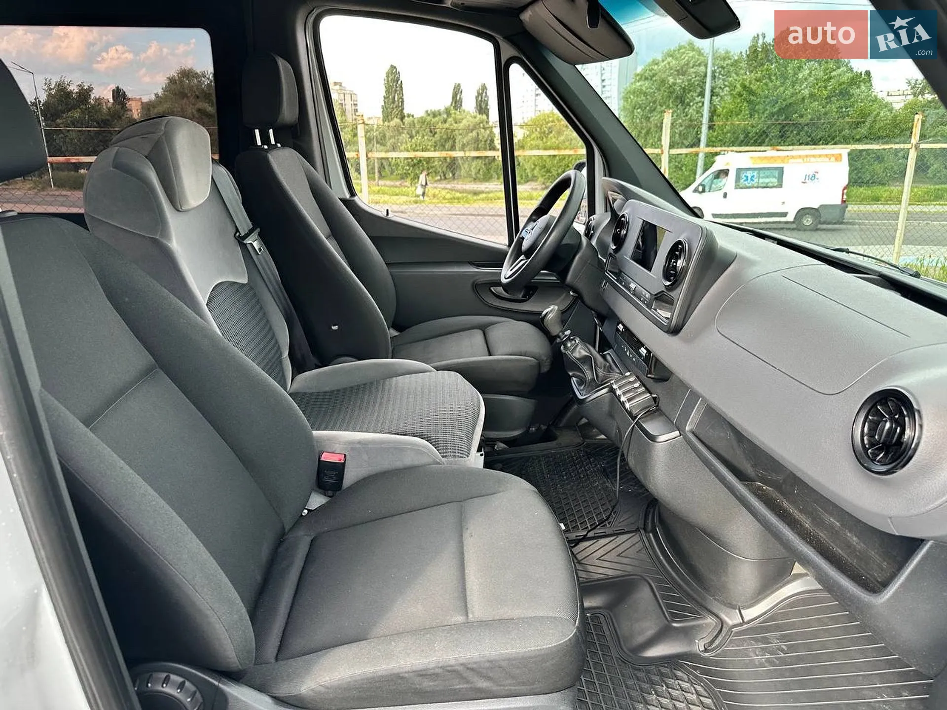 2020 Mercedes-Benz Sprinter - мініатюра 13