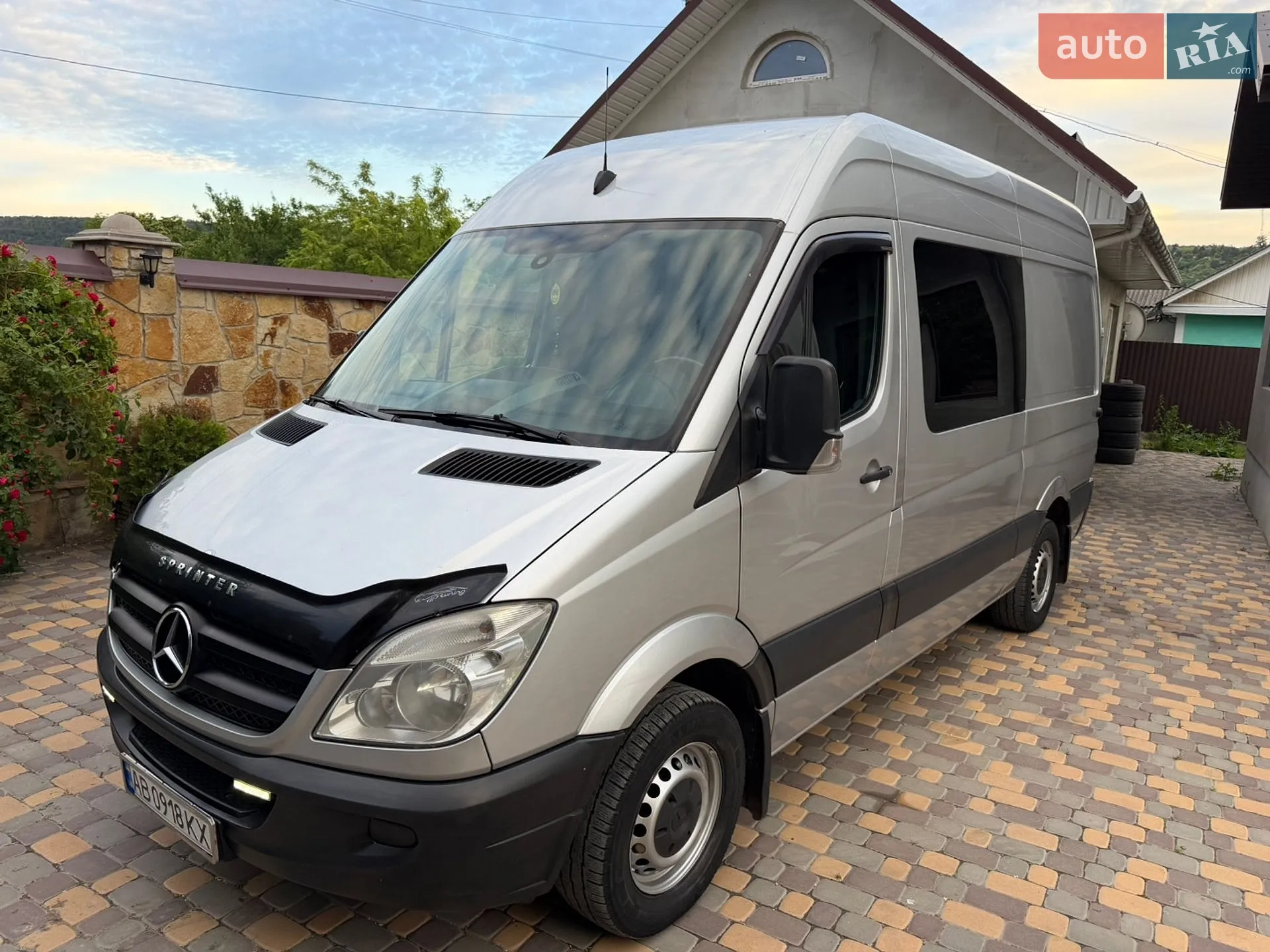 2011 Mercedes-Benz Sprinter - мініатюра 4