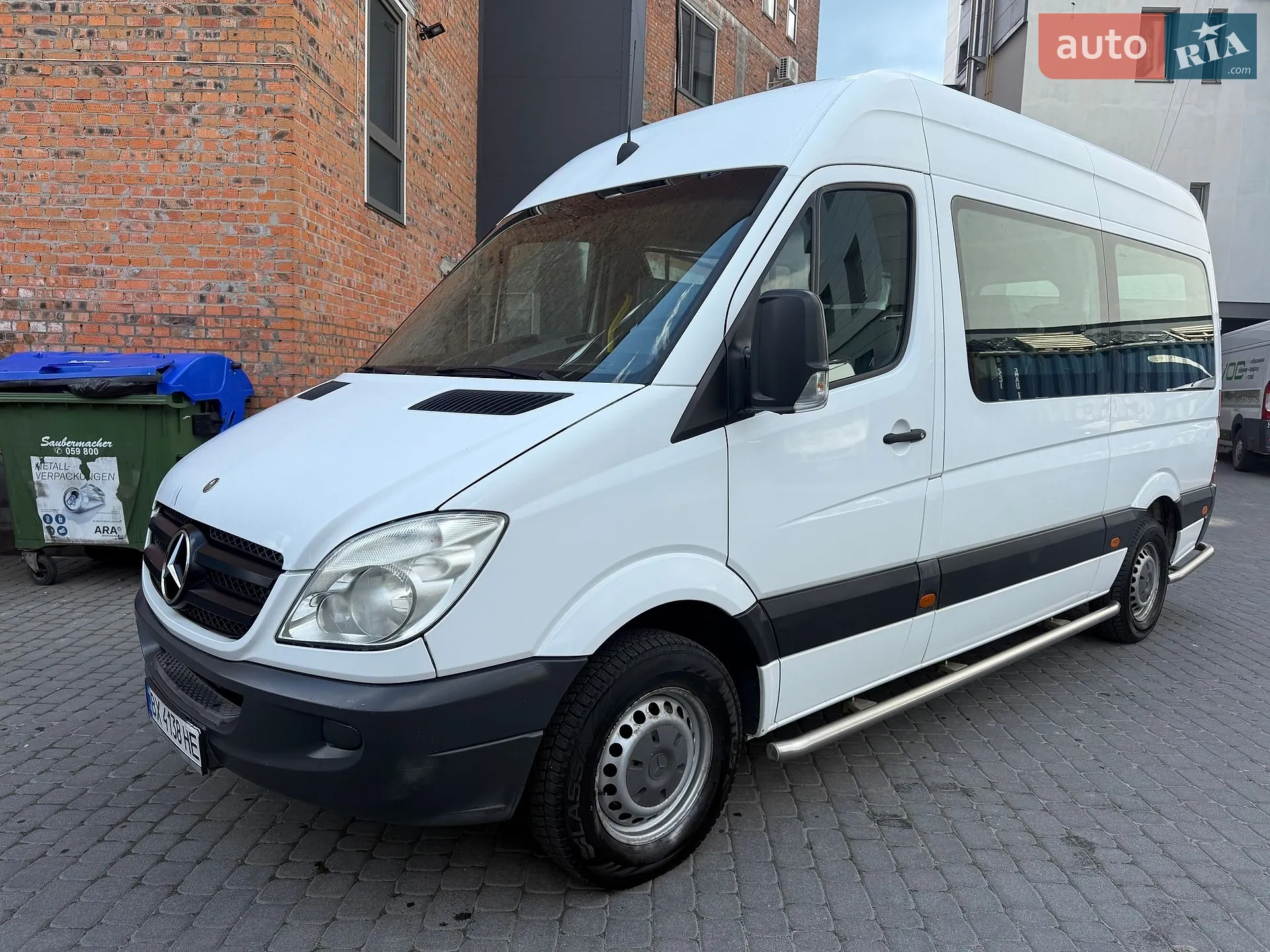 2010 Mercedes-Benz Sprinter - мініатюра 2
