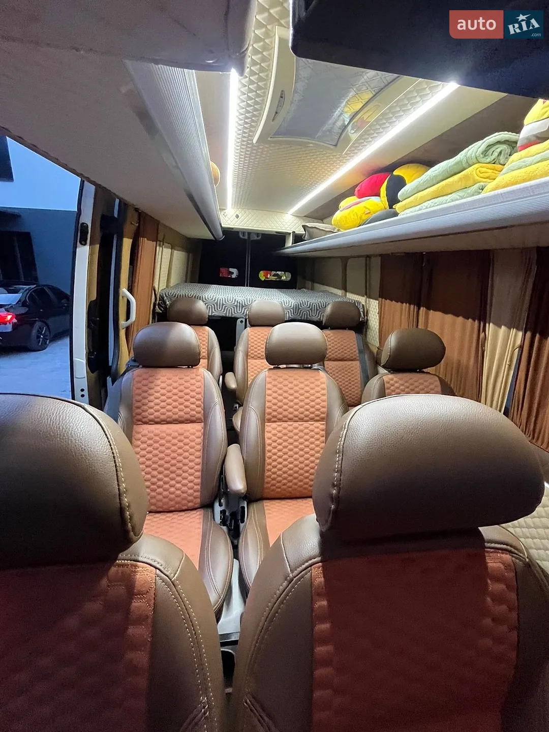 2015 Mercedes-Benz Sprinter - мініатюра 26