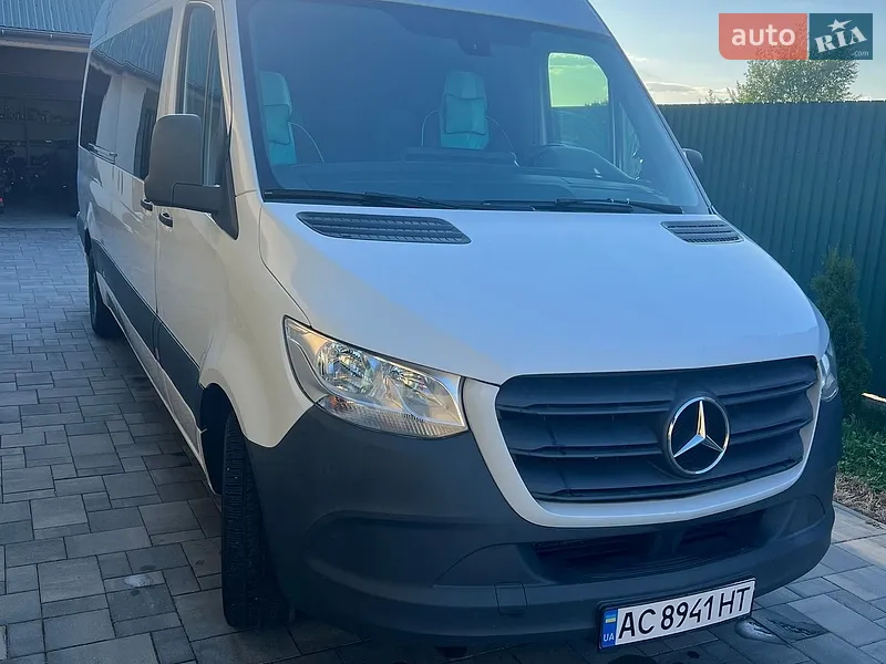 Mercedes-Benz Sprinter