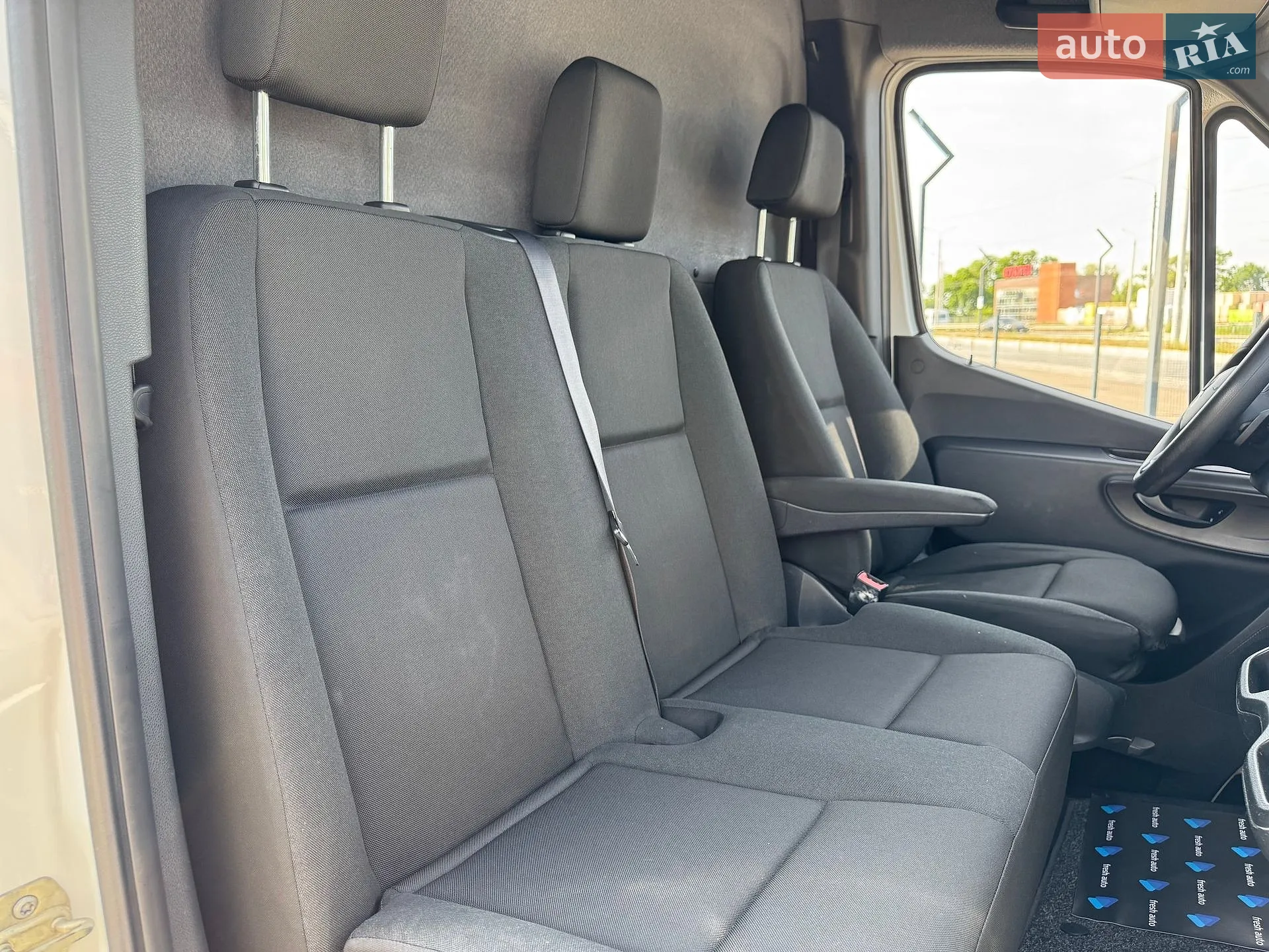 2018 Mercedes-Benz Sprinter - мініатюра 29