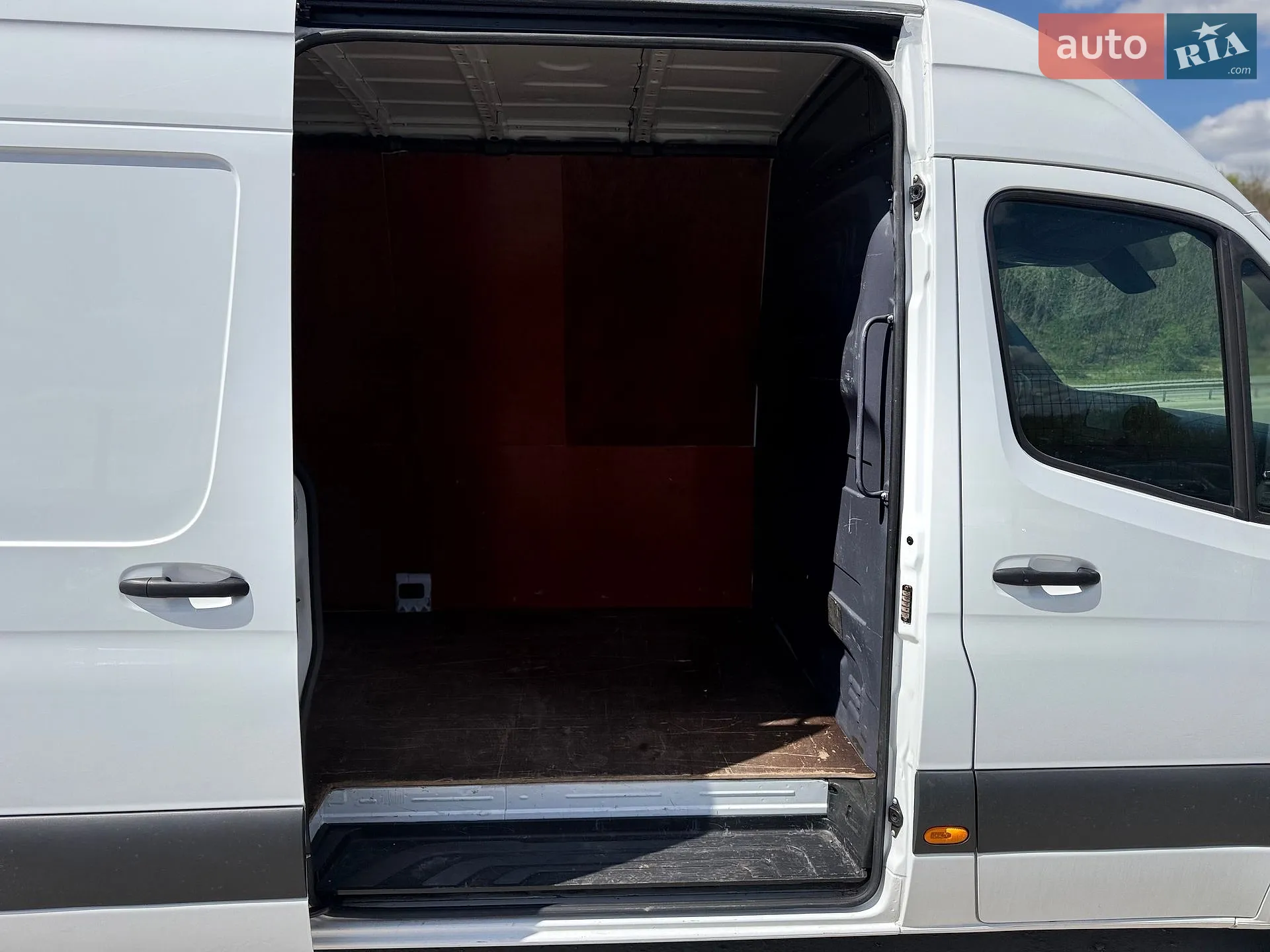 2021 Mercedes-Benz Sprinter - мініатюра 13