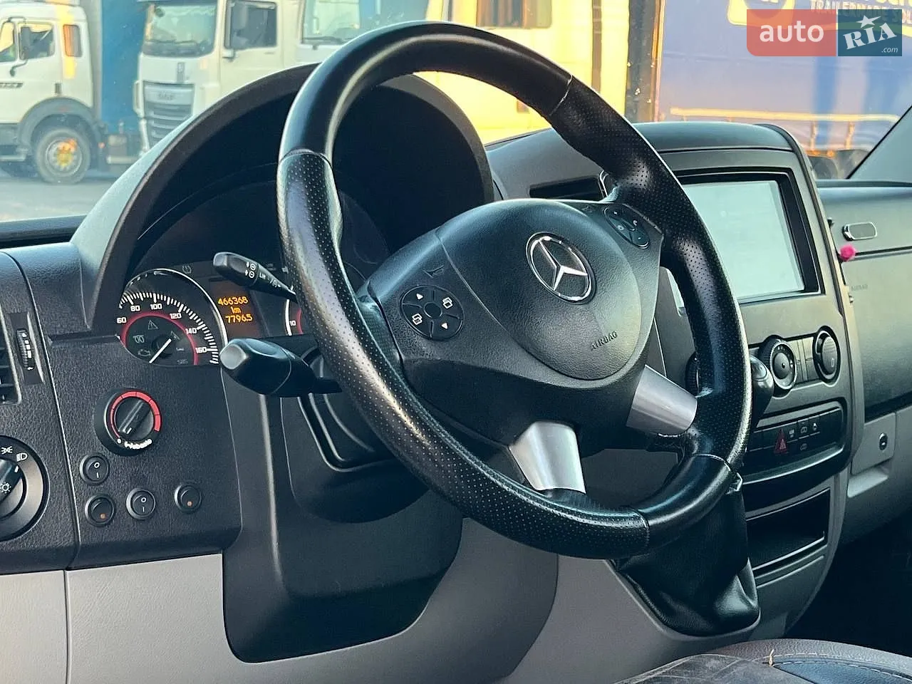2018 Mercedes-Benz Sprinter - мініатюра 40