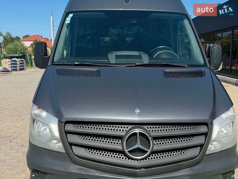 Mercedes-Benz Sprinter 2013