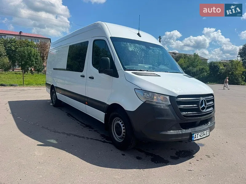 Mercedes-Benz Sprinter