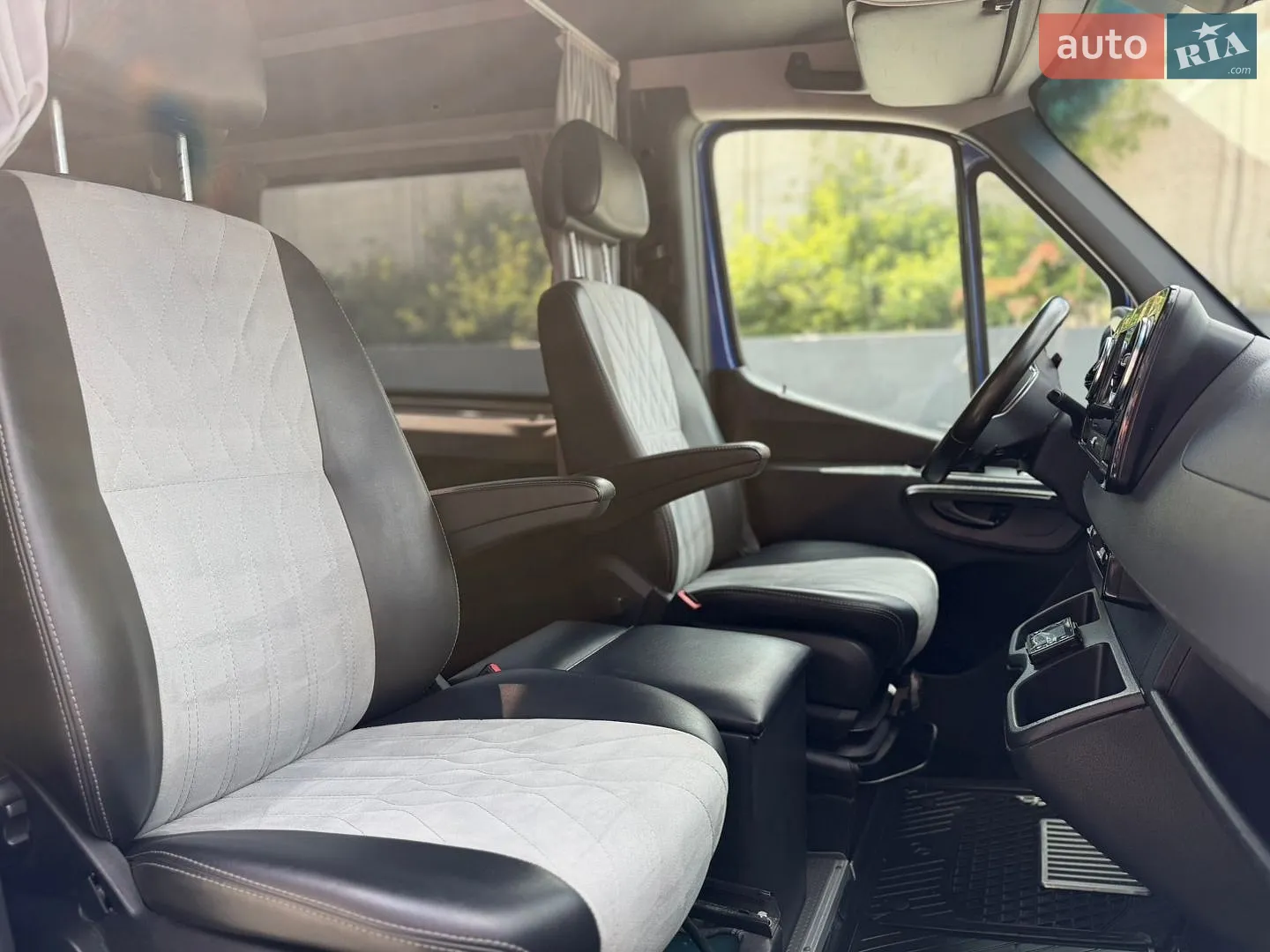 2018 Mercedes-Benz Sprinter - мініатюра 31