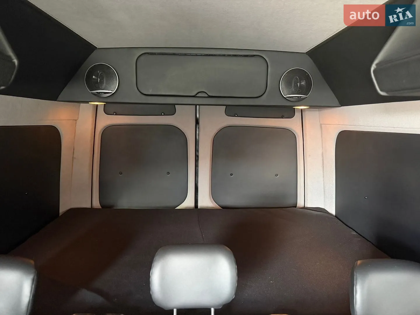 2018 Mercedes-Benz Sprinter - мініатюра 40