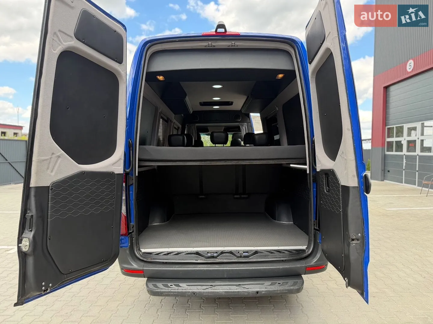 2018 Mercedes-Benz Sprinter - мініатюра 43