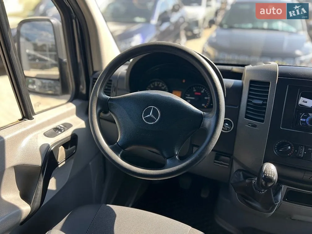 2012 Mercedes-Benz Sprinter - мініатюра 13