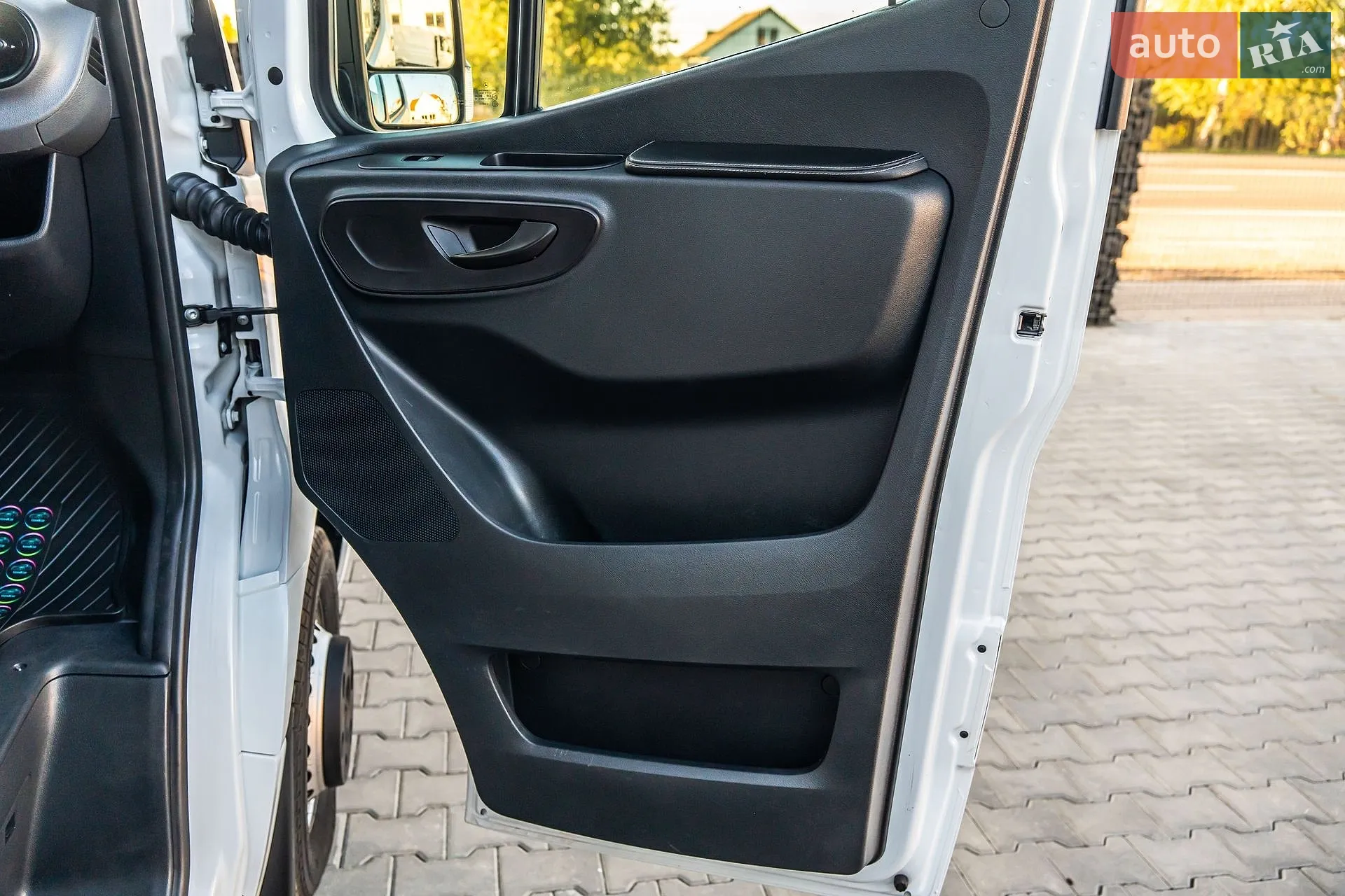 2019 Mercedes-Benz Sprinter - мініатюра 30