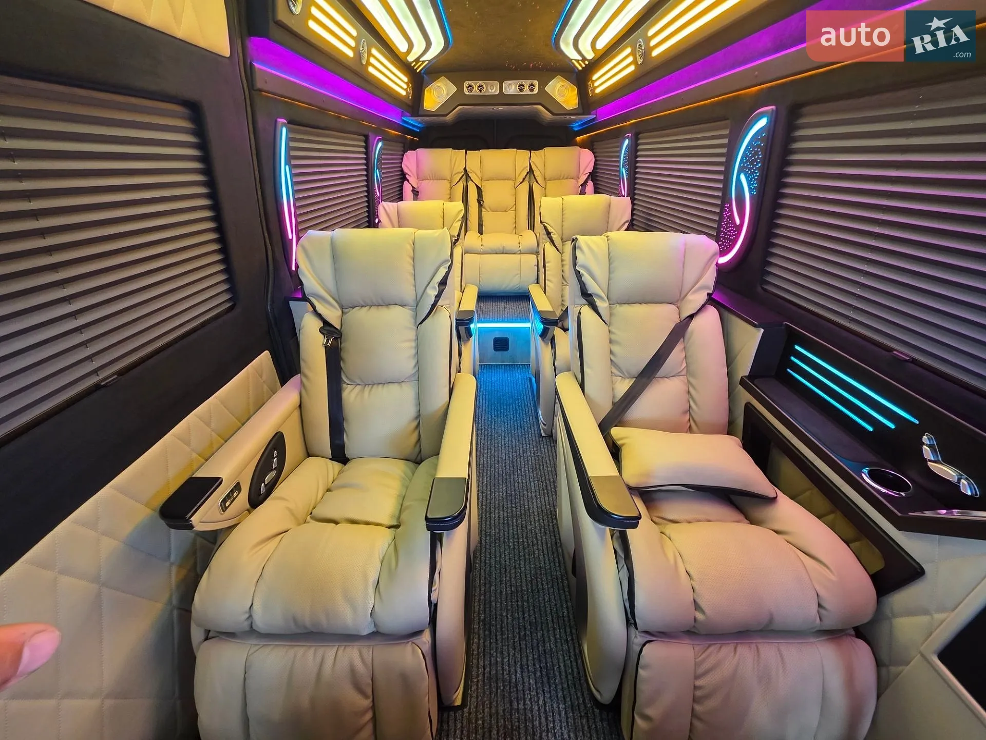 2021 Mercedes-Benz Sprinter - мініатюра 37