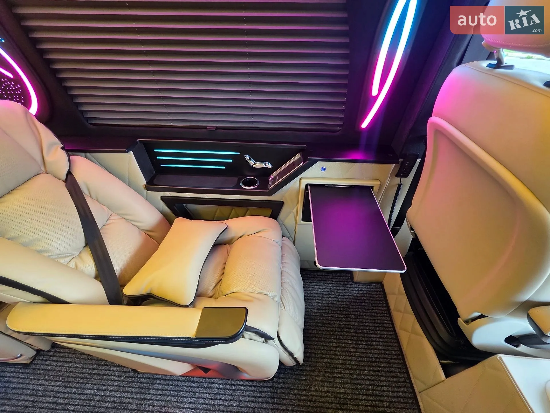 2021 Mercedes-Benz Sprinter - мініатюра 41