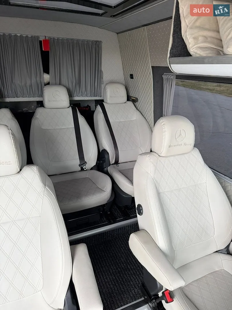 2010 Mercedes-Benz Sprinter - мініатюра 23