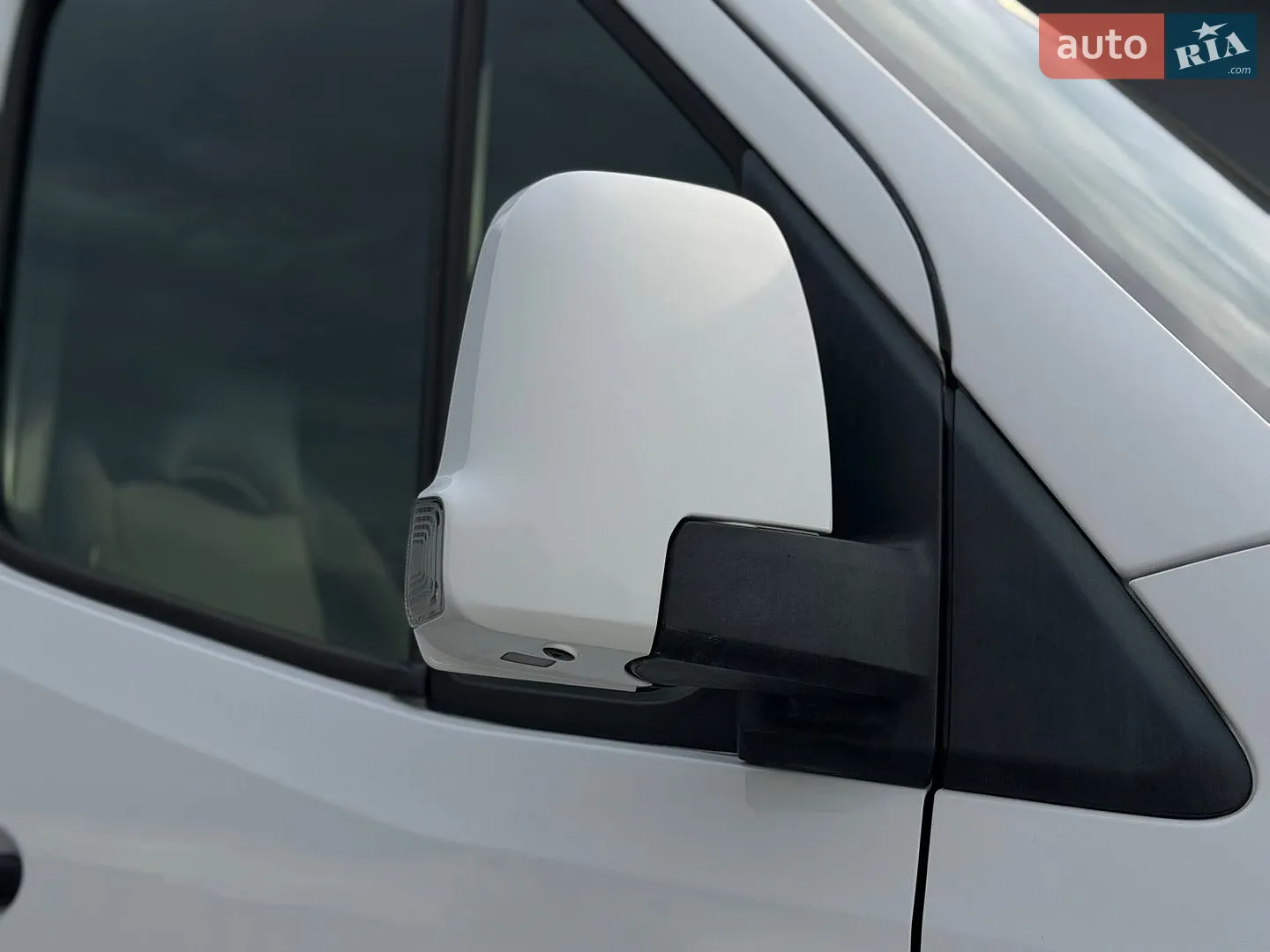 2020 Mercedes-Benz Sprinter - мініатюра 47