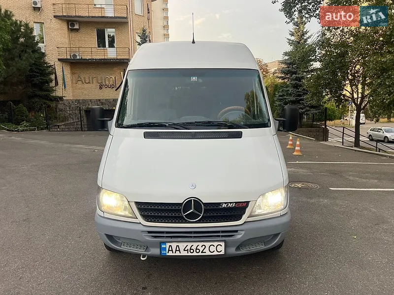 Mercedes-Benz Sprinter 2003