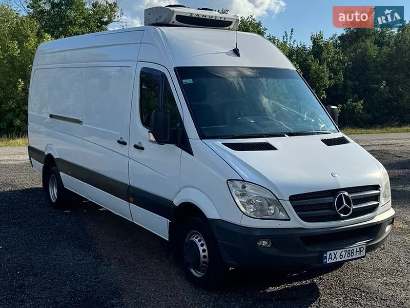 Mercedes-Benz Sprinter 2011