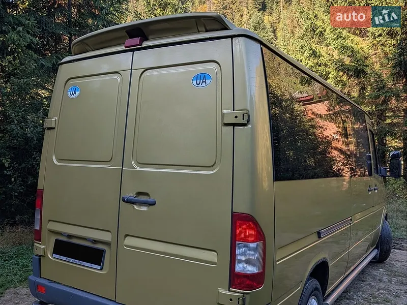 Mercedes-Benz Sprinter 2004