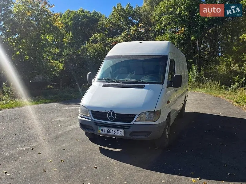 Mercedes-Benz Sprinter 2004