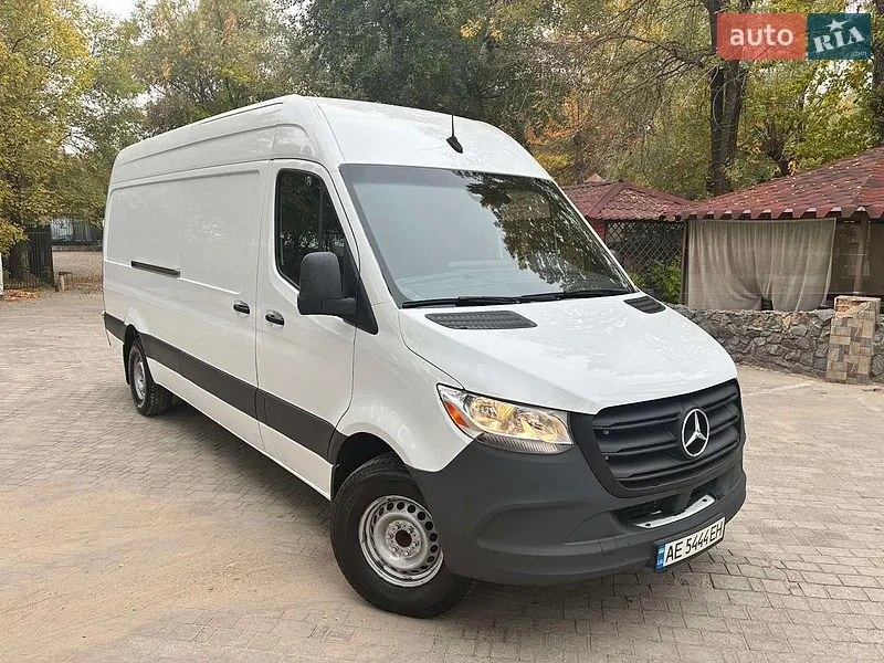Mercedes-Benz Sprinter