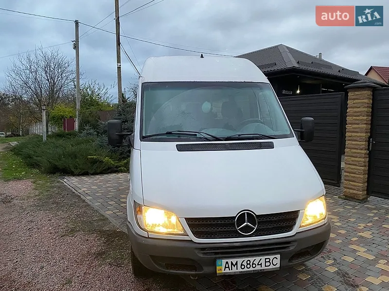 Mercedes-Benz Sprinter