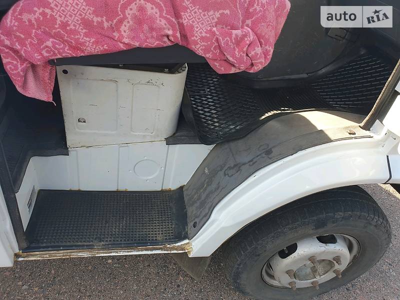 Грузовой фургон Mercedes-Benz T1 1994 в Полтаве
