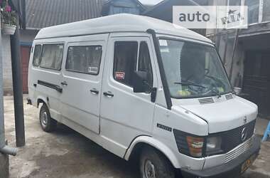 Вантажопасажирський фургон Mercedes-Benz T1 1993 в Дубні