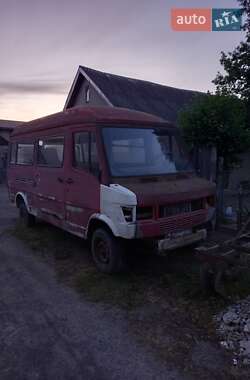 Мікроавтобус Mercedes-Benz T1 1988 в Сокалі