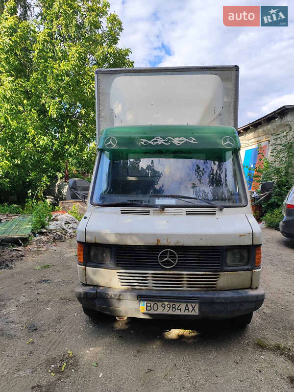 Вантажний фургон Mercedes-Benz T1 1995 в Тернополі