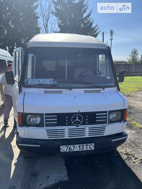 Приміський автобус Mercedes-Benz T1 1994 в 