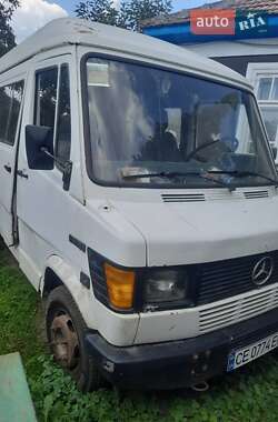 Вантажопасажирський фургон Mercedes-Benz T1 1996 в Сокирянах