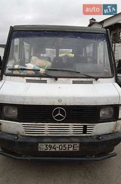 Вантажний фургон Mercedes-Benz T1 1993 в Вишгороді