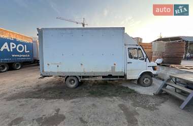Грузовой фургон Mercedes-Benz T1 1992 в 