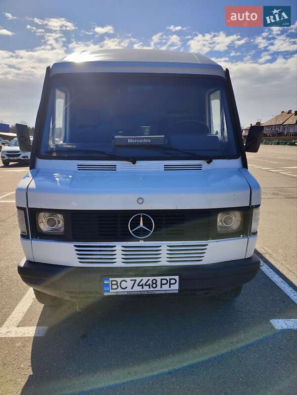 Mercedes-Benz T1 1994